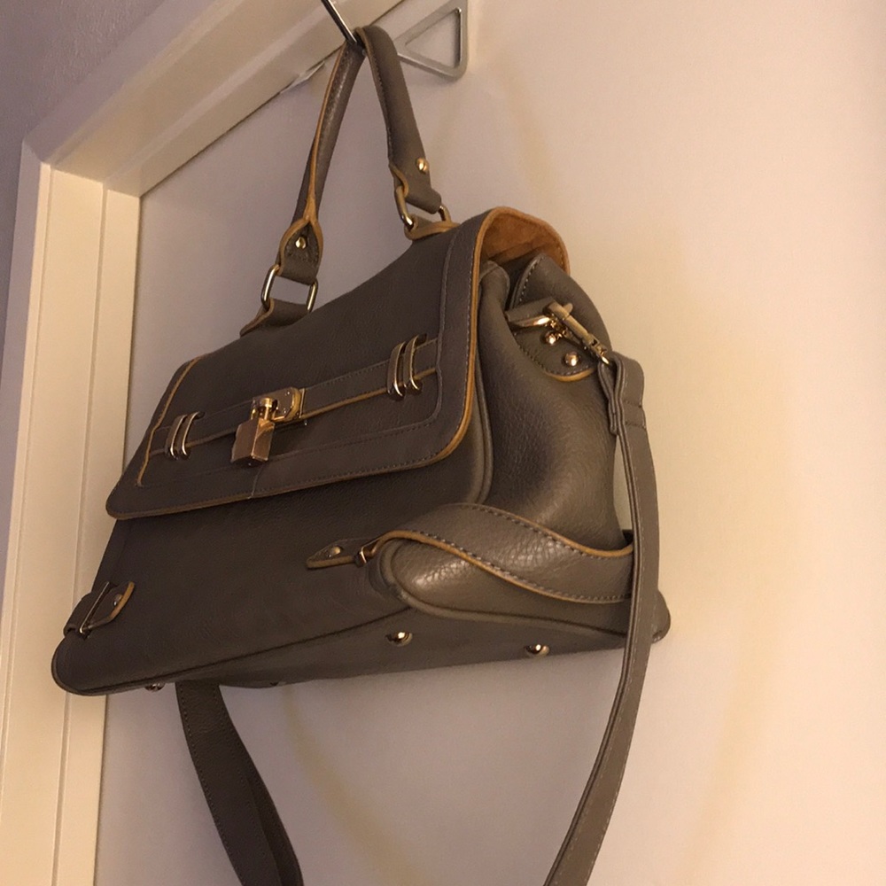 Handbag - Picture 2 of 4